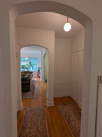 $684,000 | 6734 North Campbell Avenue, Chicago, IL 60645