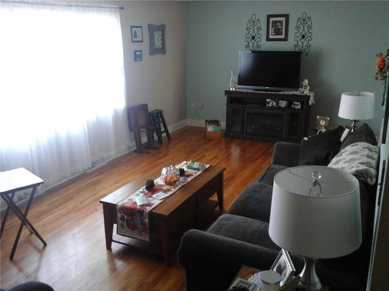 172 Florence Road New Brighton, PA 15066 - Photo 4 of 18 Gallery Image 4