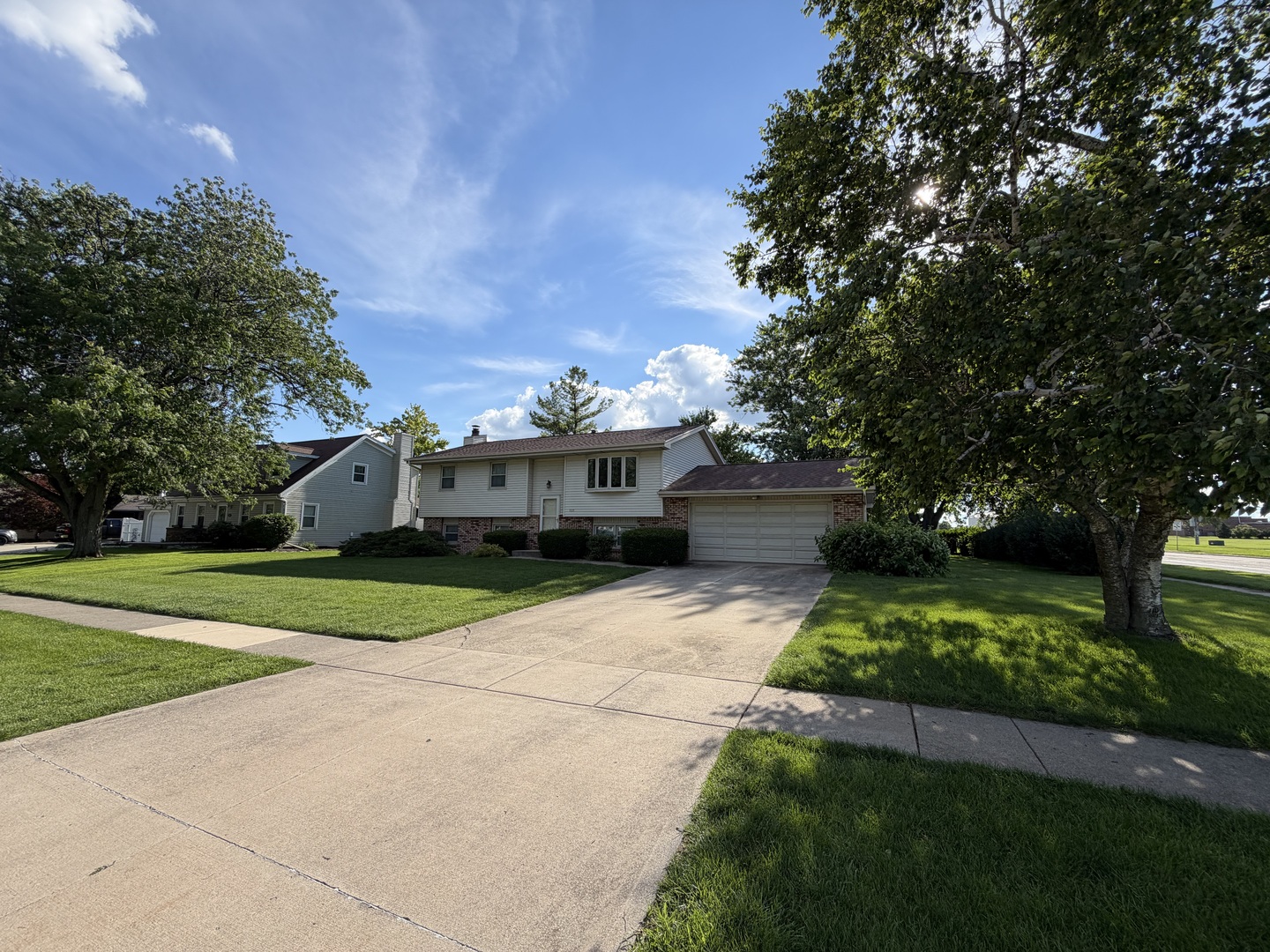 101 South Parkside Road Normal, IL 61761 - Photo 6 of 37
