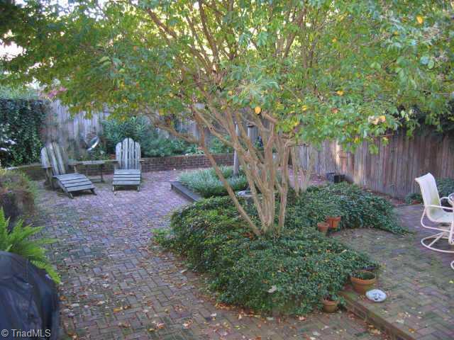 918 South Hawthorne Road Winston-Salem, NC 27103 - Photo 2 of 9 Other. Patio