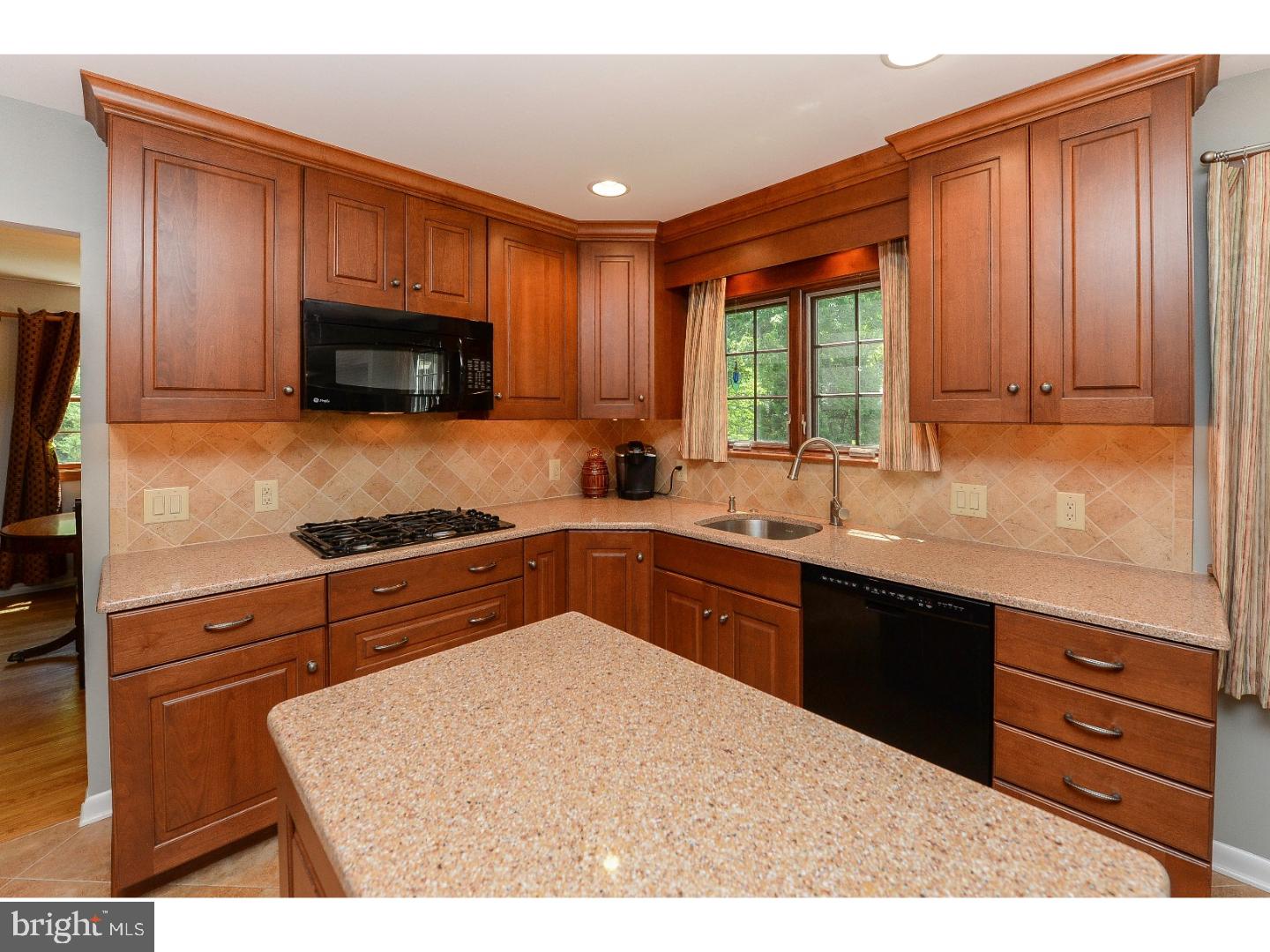 14 Ramsgate Road Cherry Hill, NJ 08003 - Photo 11 of 25 Gallery Image 11