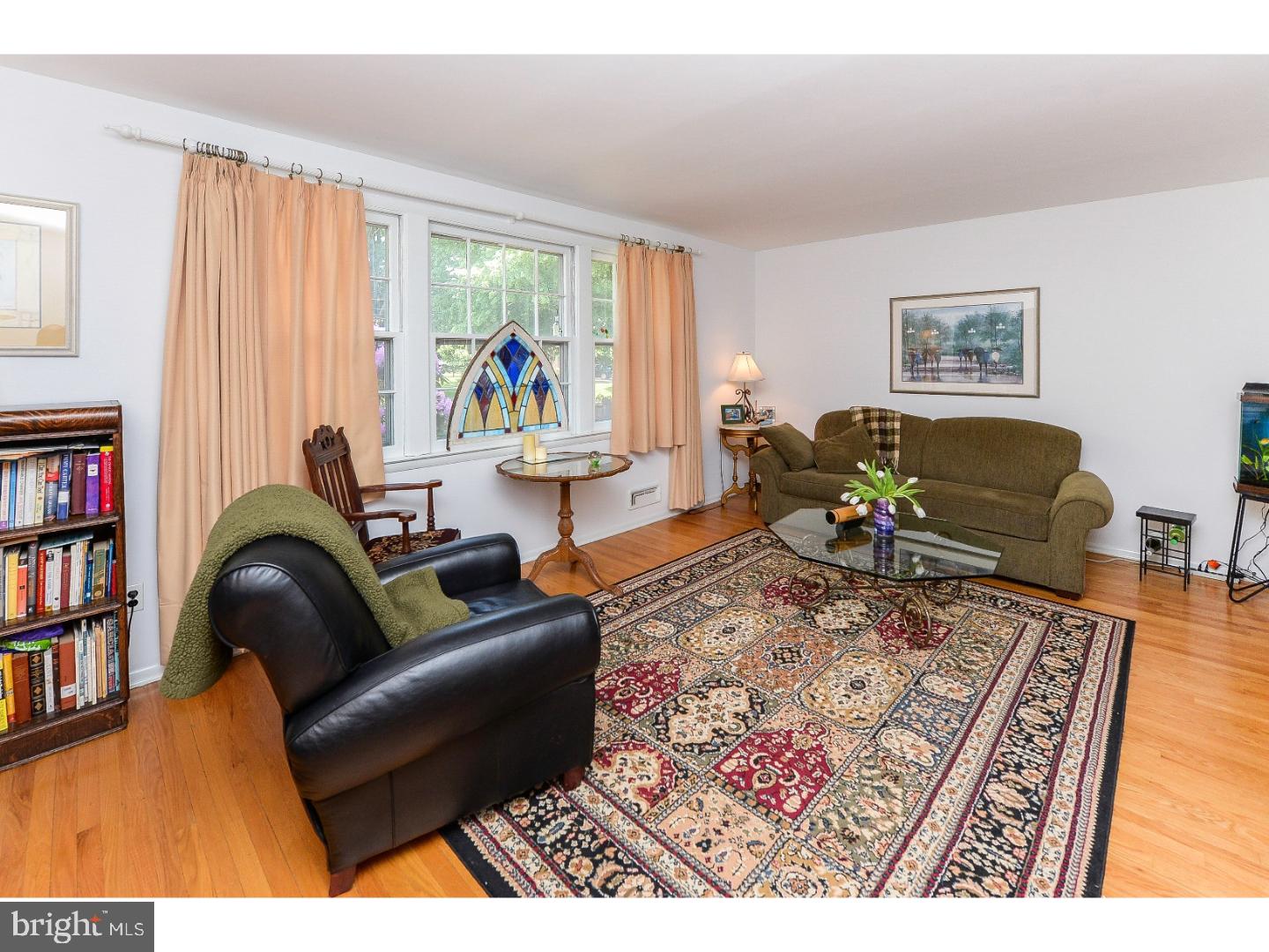 14 Ramsgate Road Cherry Hill, NJ 08003 - Photo 5 of 25 Gallery Image 5