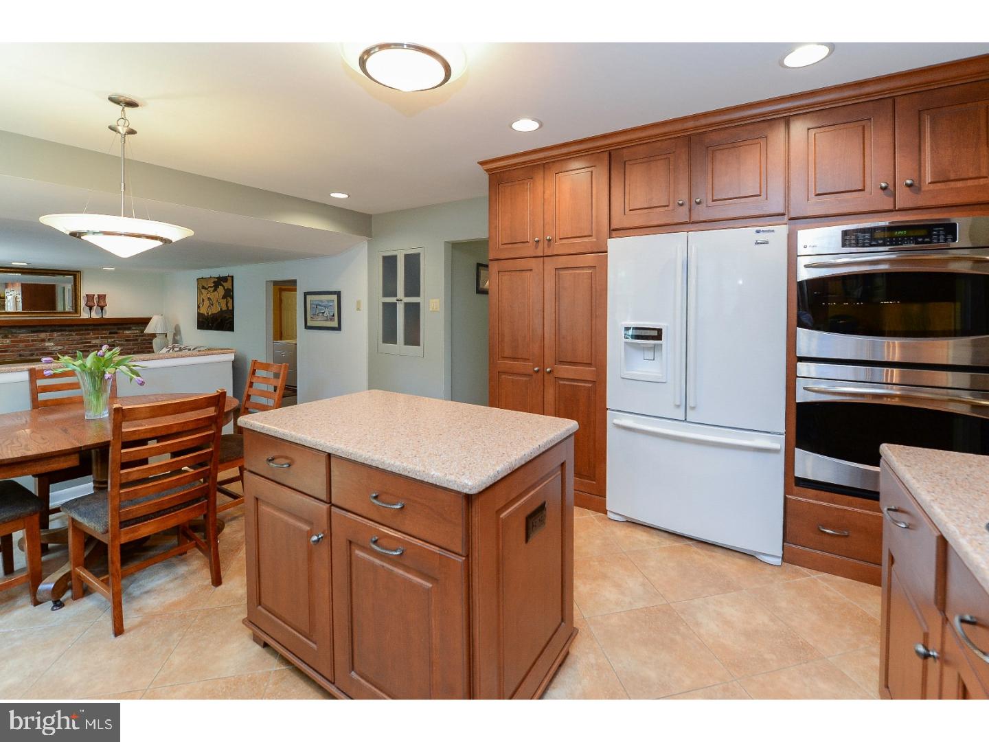 14 Ramsgate Road Cherry Hill, NJ 08003 - Photo 10 of 25 Gallery Image 10