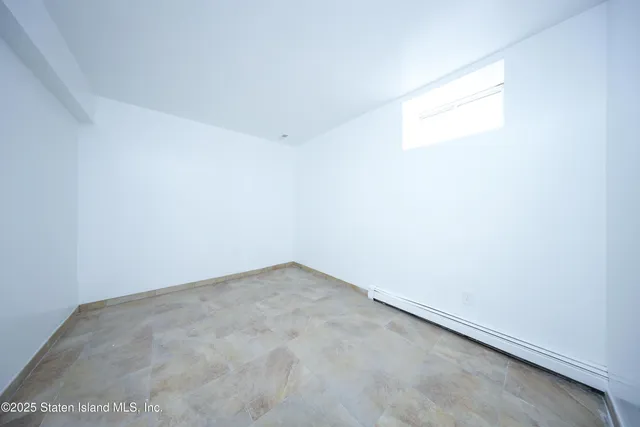 $1,100,000 | 5775 Hylan Boulevard | Prince's Bay