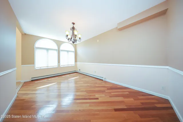 $1,100,000 | 5775 Hylan Boulevard | Prince's Bay