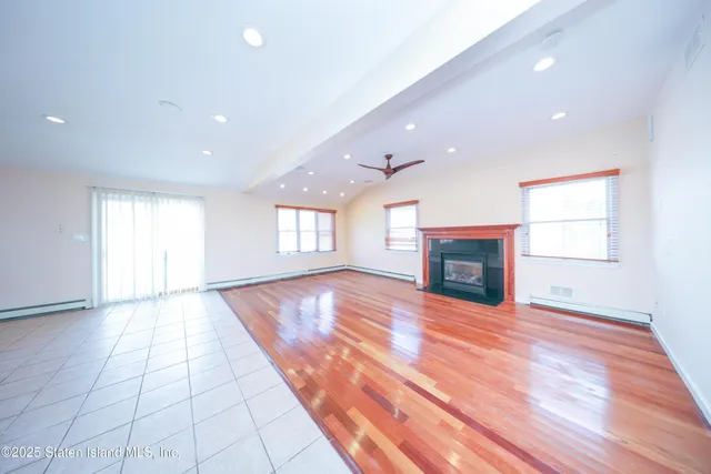 $1,100,000 | 5775 Hylan Boulevard | Prince's Bay