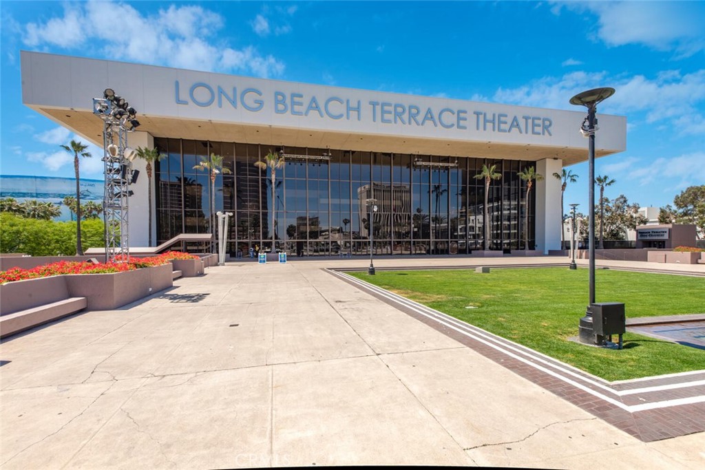 3819 North Studebaker Road Long Beach, CA 90808 - Photo 58 of 62 Terrace Theater