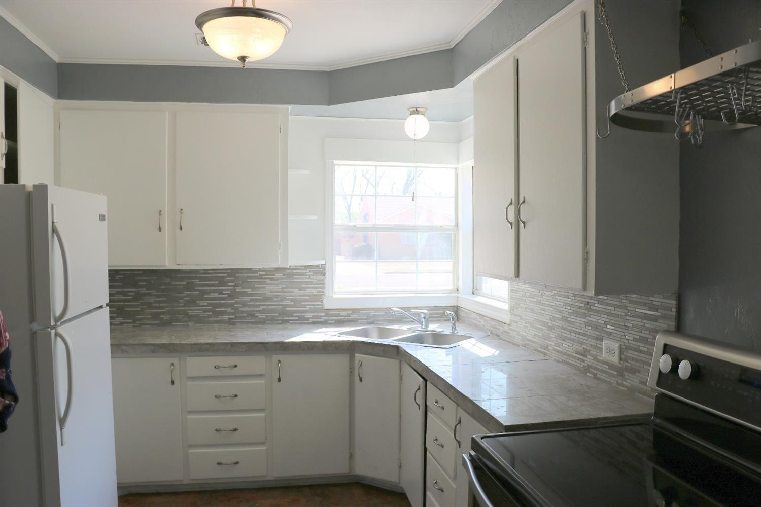 2826 24th Street Lubbock, TX 79410 - Photo 3 of 7 Photo 3