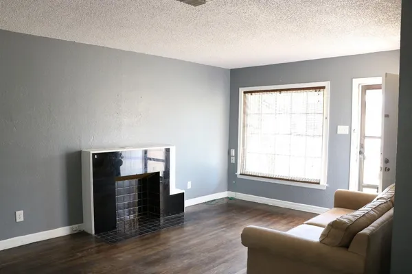 $1,350 | 2826 24th Street, Lubbock, TX 79410
