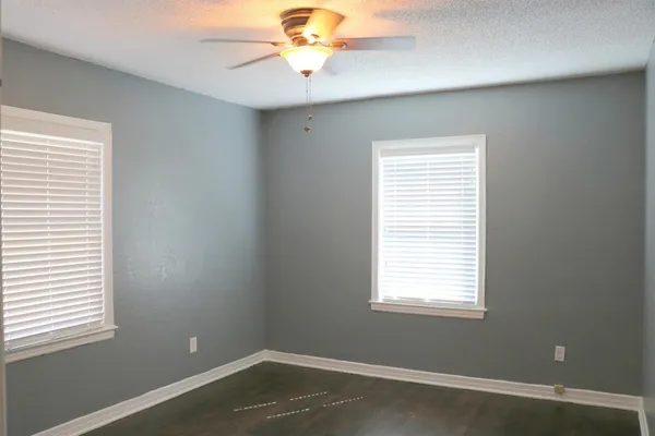 $1,350 | 2826 24th Street, Lubbock, TX 79410