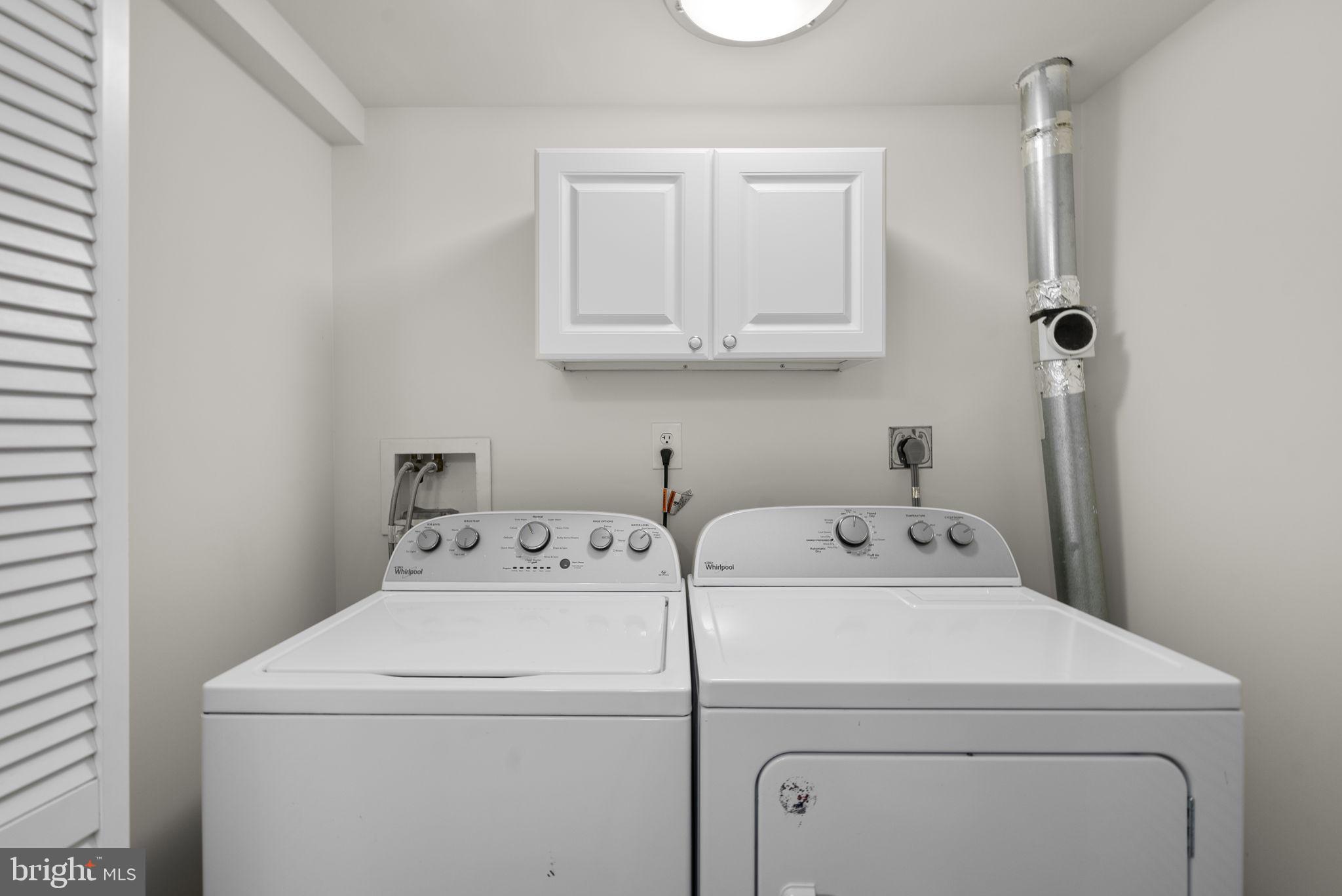 8037 Waterview Court Frederick, MD 21701 - Photo 23 of 33 Washer and dryer convey
