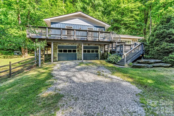 $399,000 | 125 Hondah Boulevard, Brevard, NC 28712