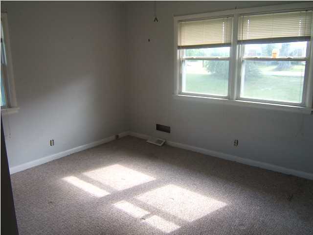 8908 Maple Road Louisville, KY 40219 - Photo 12 of 14 Additional Photo