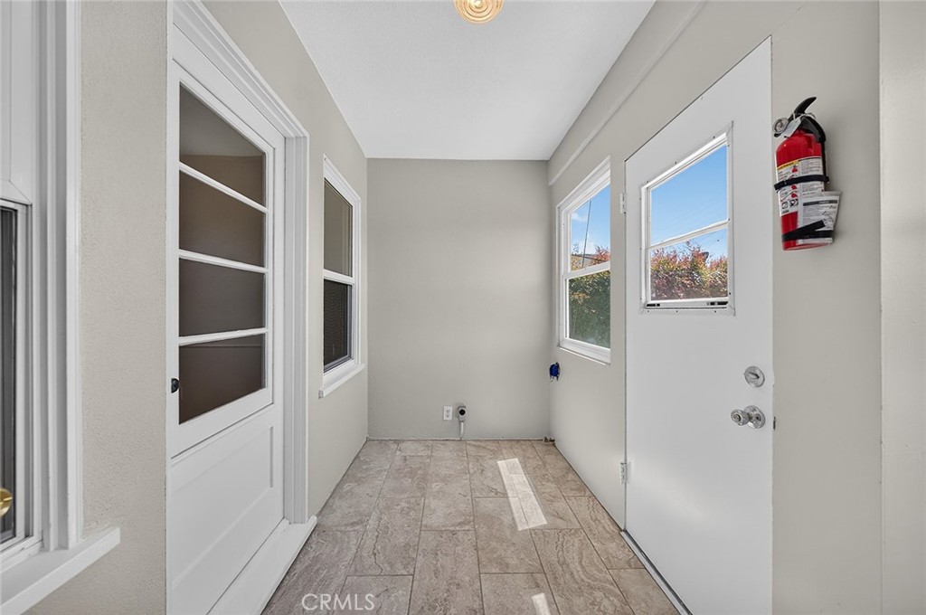 735 Los Altos Avenue Long Beach, CA 90804 - Photo 19 of 39