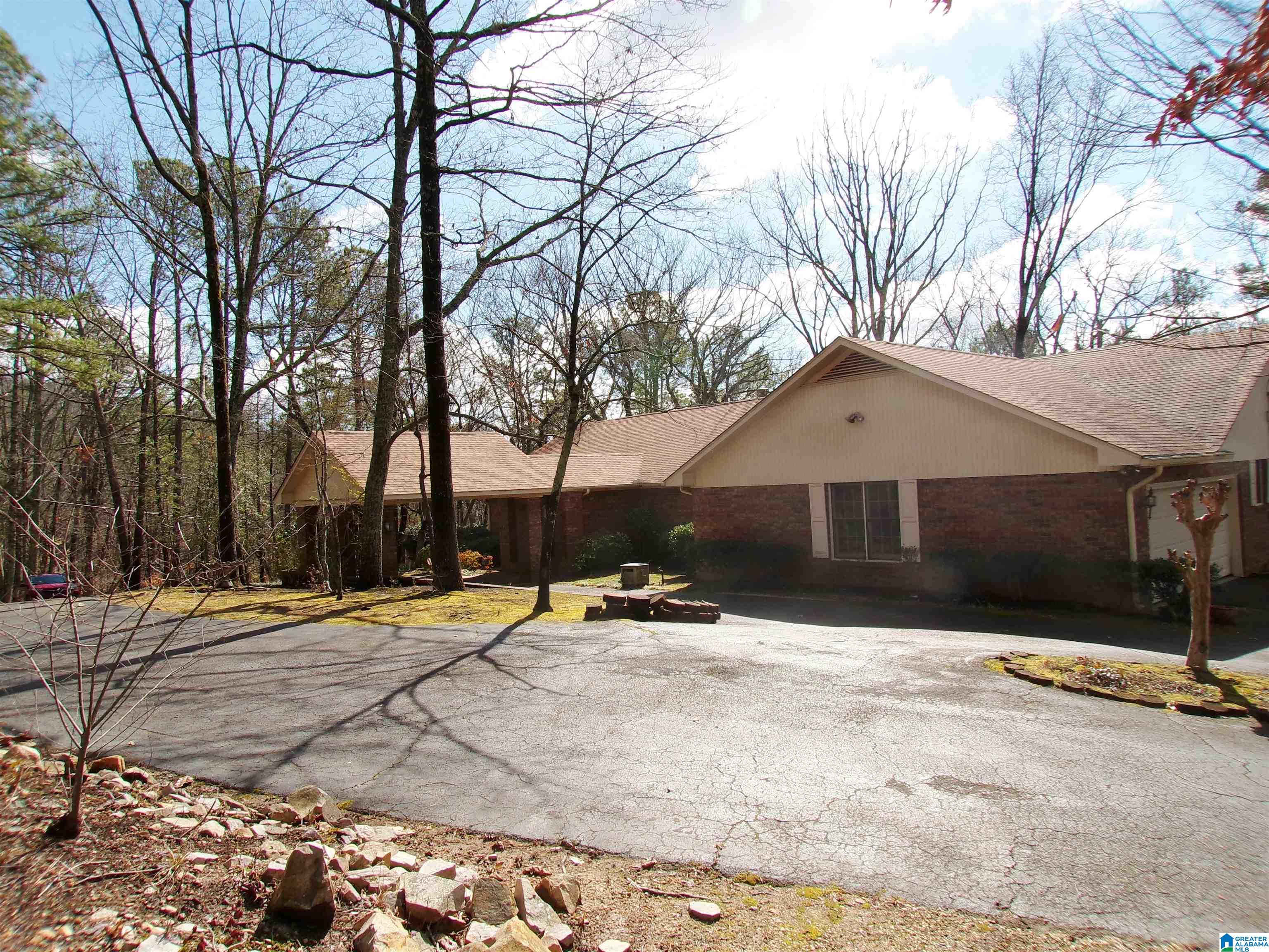 410 Stone Ridge Road Anniston, AL 36207 - Photo 4 of 74