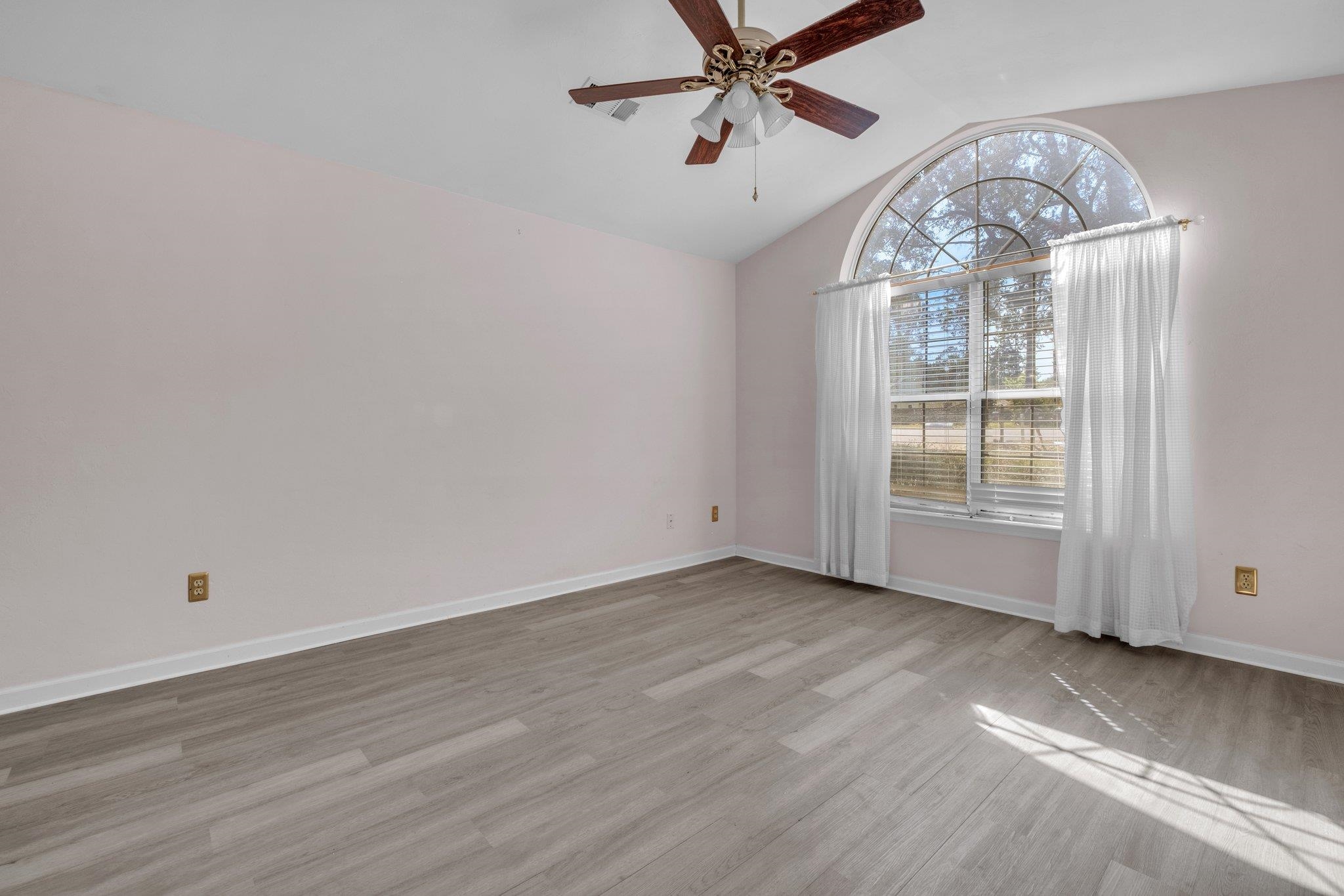 3831 Windermere Road Tallahassee, FL 32311 - Photo 14 of 36 Gallery Image 14