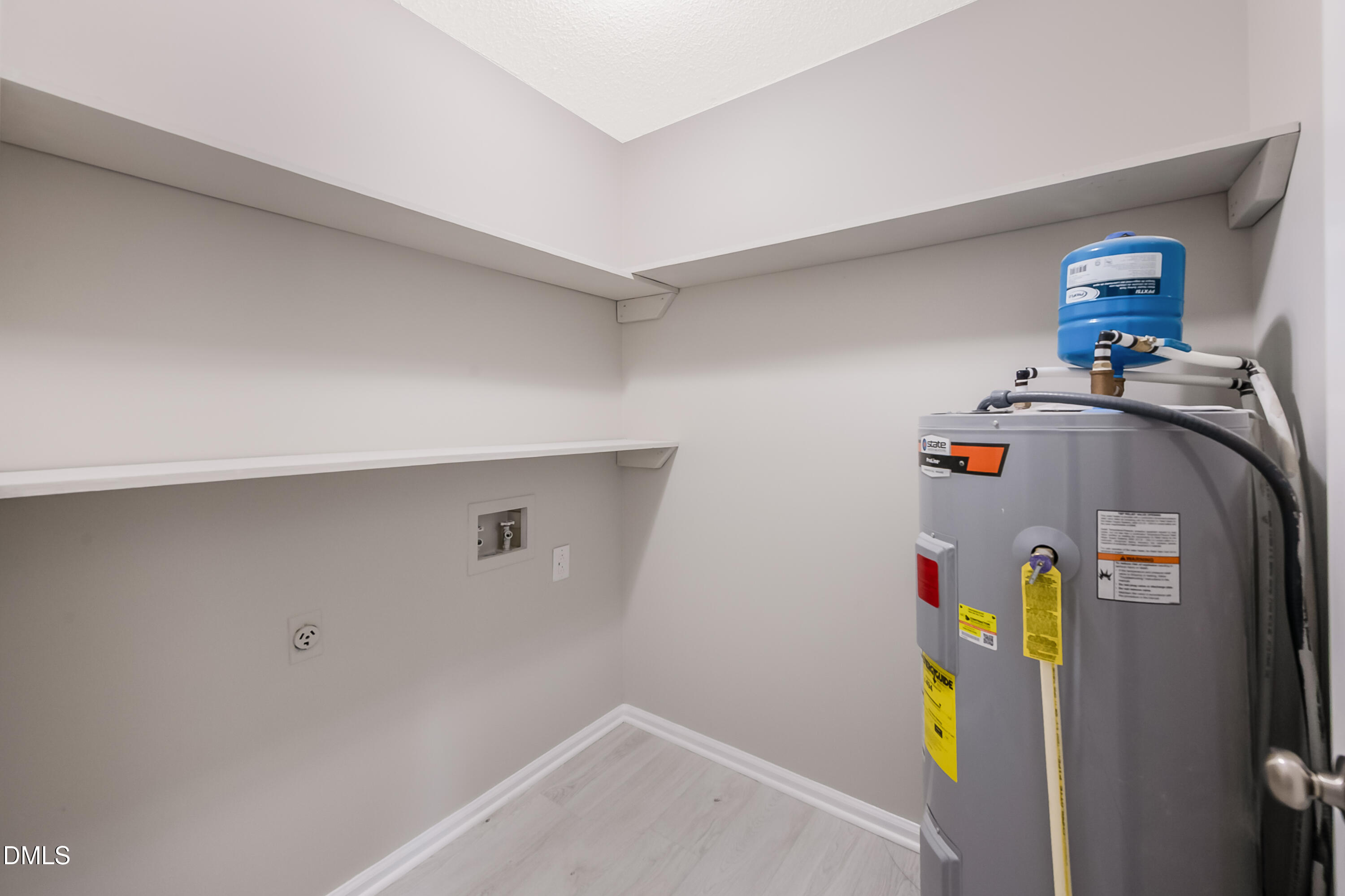 91 Violet Lane Coats, NC 27521 - Photo 20 of 23 91 Violet Ln_www.scalaphotograph.com-27