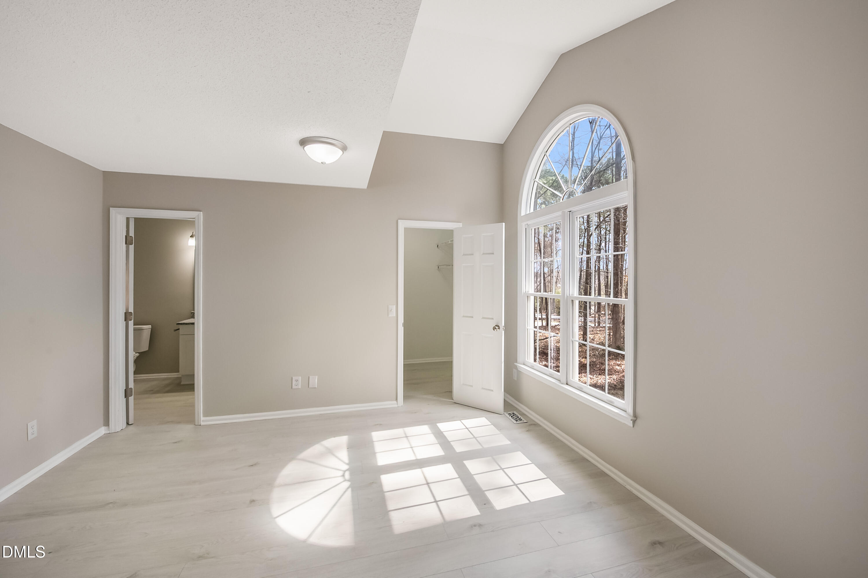 91 Violet Lane Coats, NC 27521 - Photo 10 of 23 91 Violet Ln_www.scalaphotograph.com-17