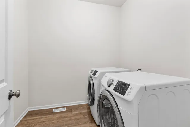 $424,999 | 2939 Winterberry Road, Portage, IN 46368