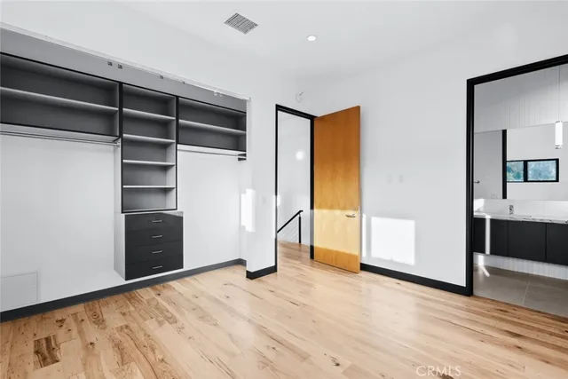 $4,775 | 922 West Clark Avenue, Unit 101, Burbank, CA 91506