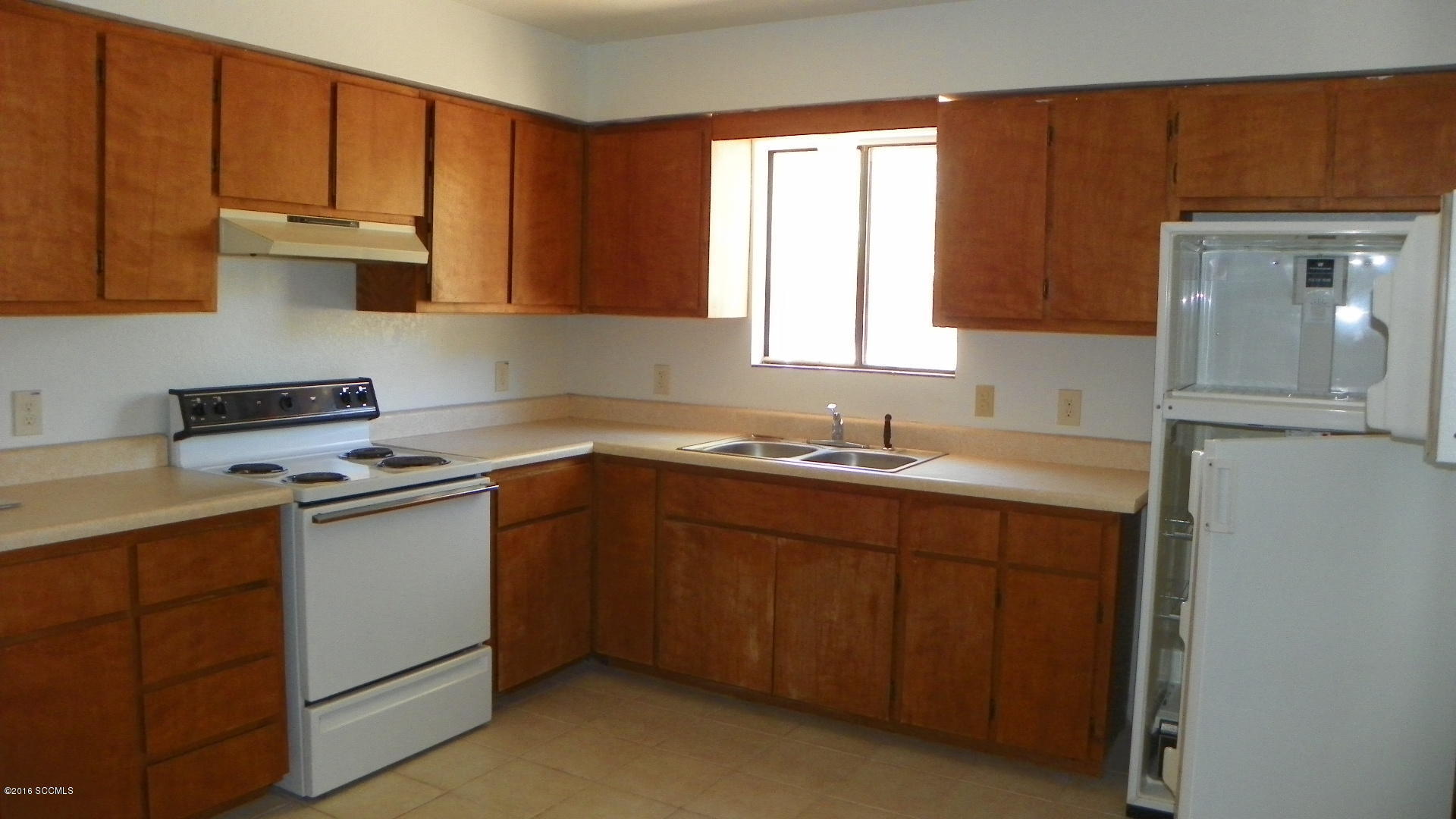 237 Camino Cholula Rio Rico, AZ 85648 - Photo 9 of 19