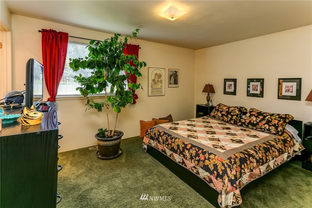 1450 Hillspring Road Bellingham, WA 98226 - Photo 14 of 25