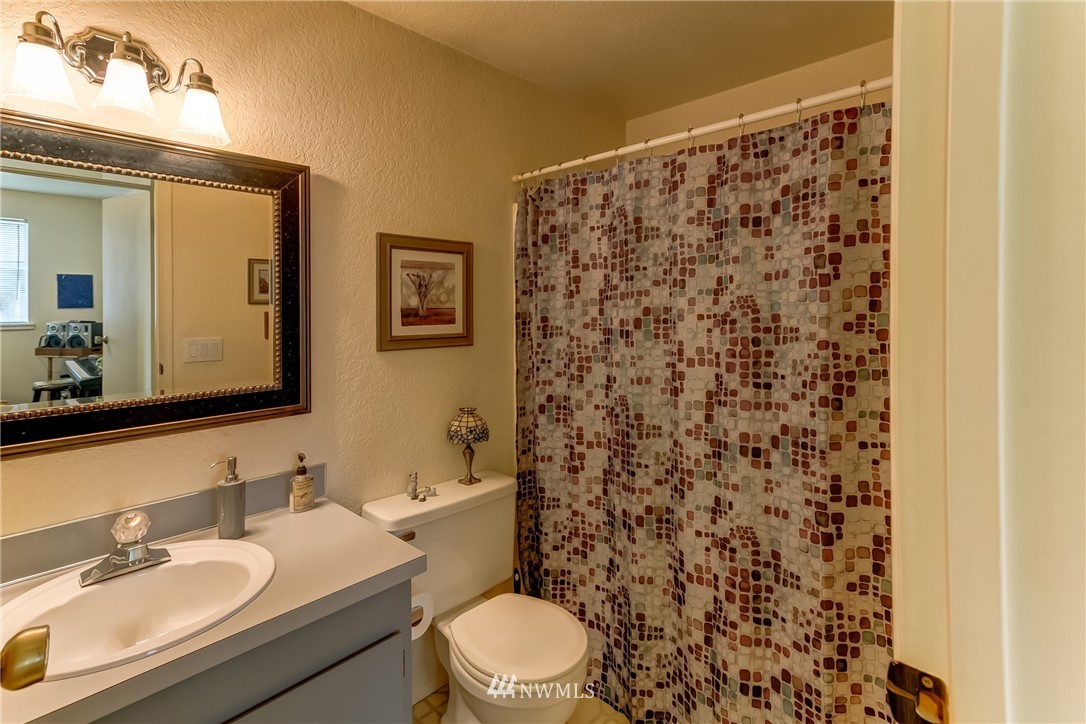 1450 Hillspring Road Bellingham, WA 98226 - Photo 16 of 25