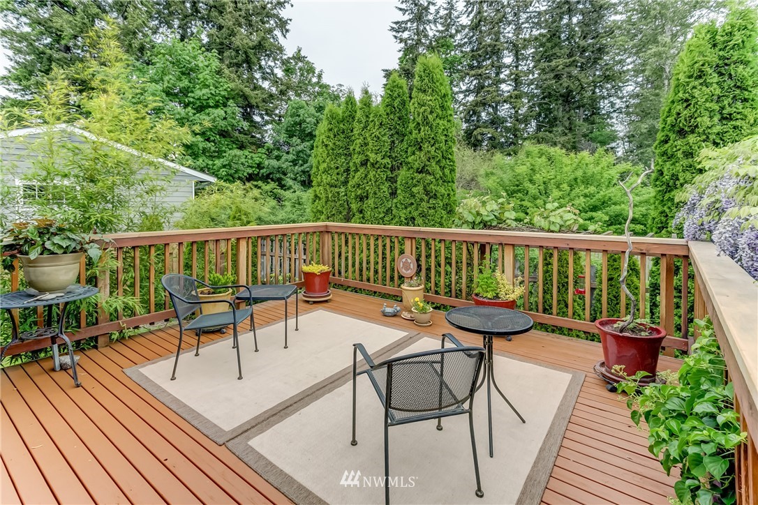 1450 Hillspring Road Bellingham, WA 98226 - Photo 18 of 25