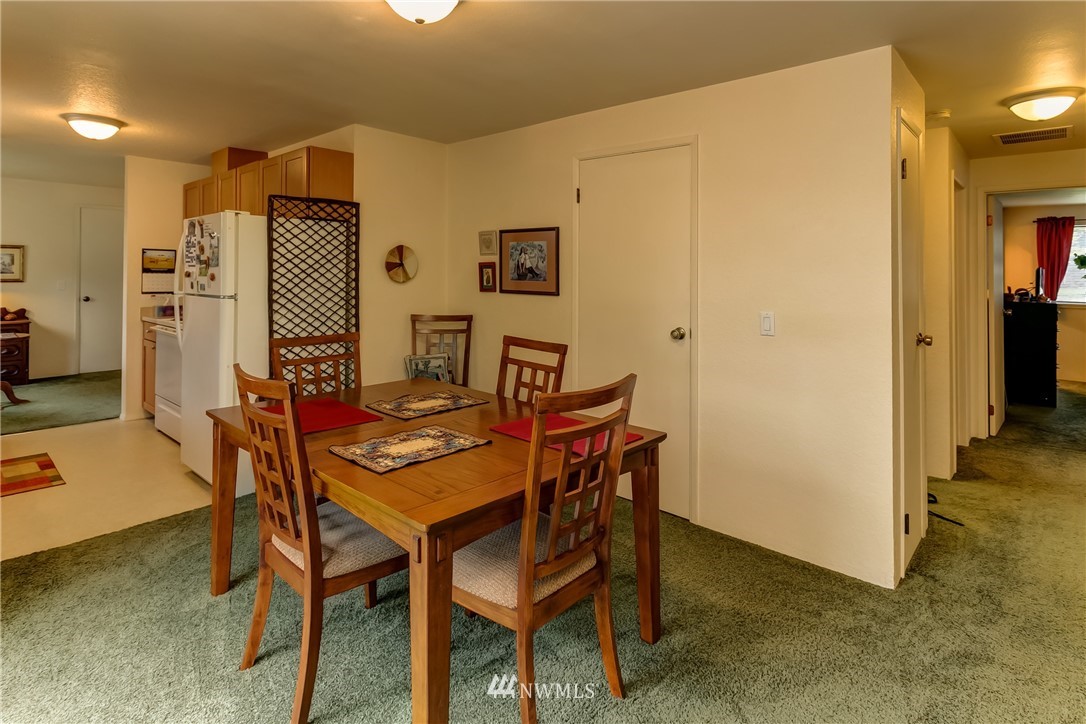 1450 Hillspring Road Bellingham, WA 98226 - Photo 10 of 25