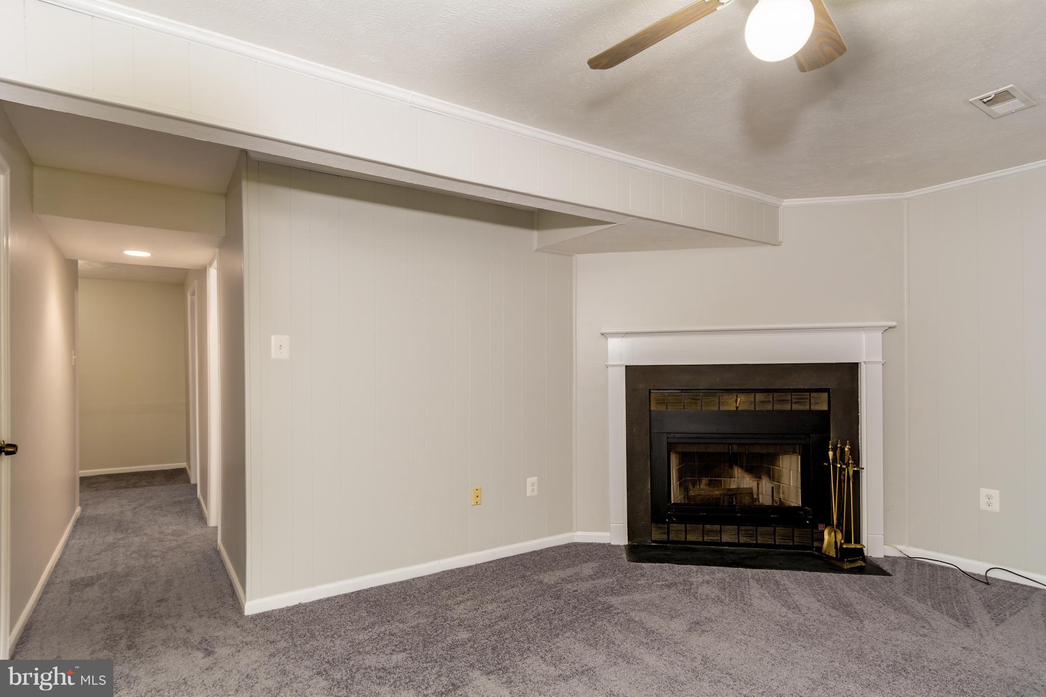 8231 Blue Ridge Court Manassas, VA 20109 - Photo 18 of 22 Family Room