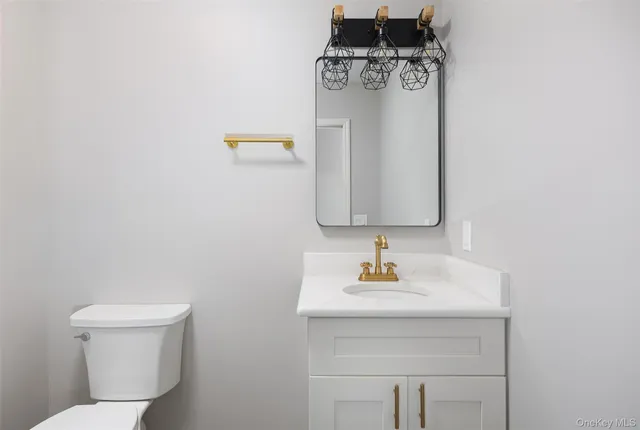 $649,950 | 91 Creamery Drive, New Windsor, NY 12553