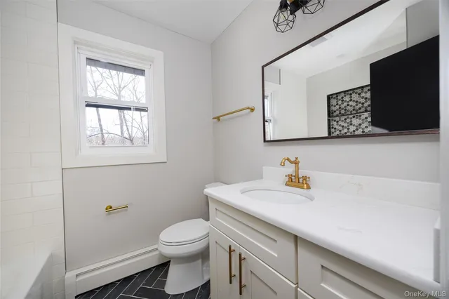 $649,950 | 91 Creamery Drive, New Windsor, NY 12553