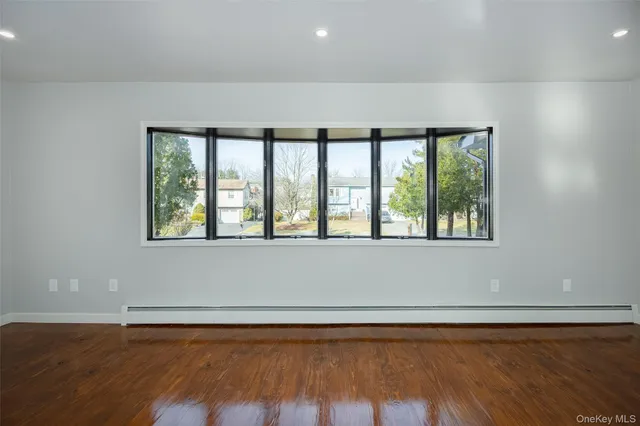 $649,950 | 91 Creamery Drive, New Windsor, NY 12553