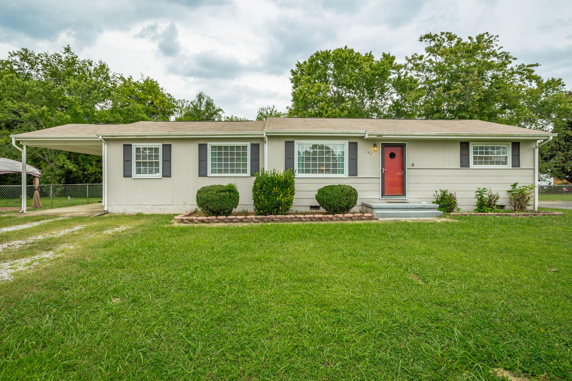 147 Hillsboro Road Rossville, GA 30741 - Photo 1 of 28 Front of home