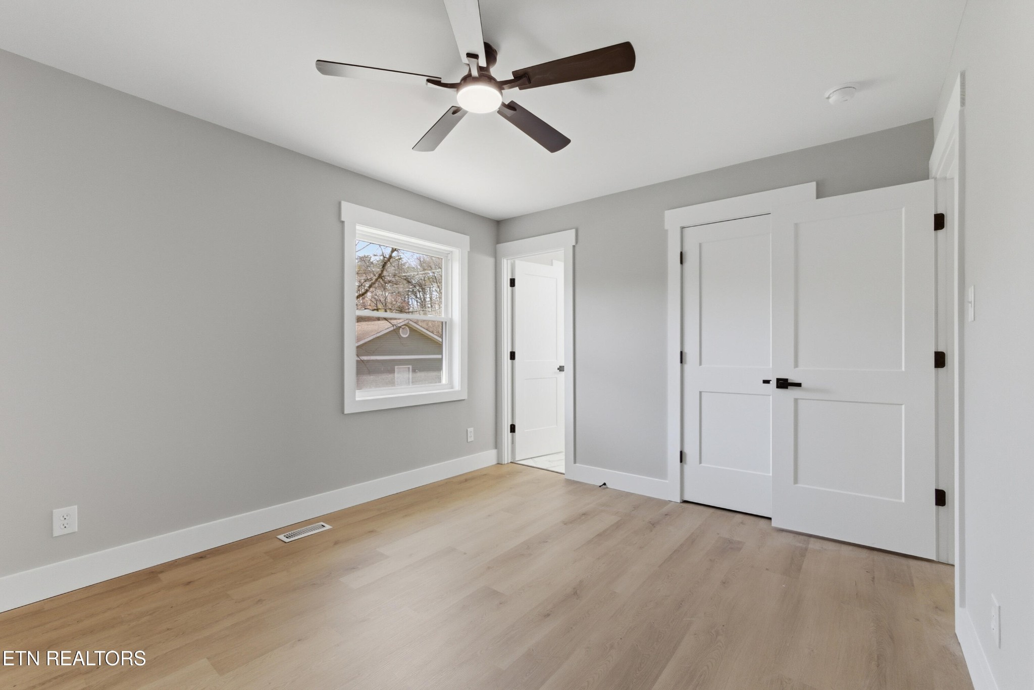 2241 Woods-Smith Road Knoxville, TN 37921 - Photo 20 of 37 a view of an empty room with a window
