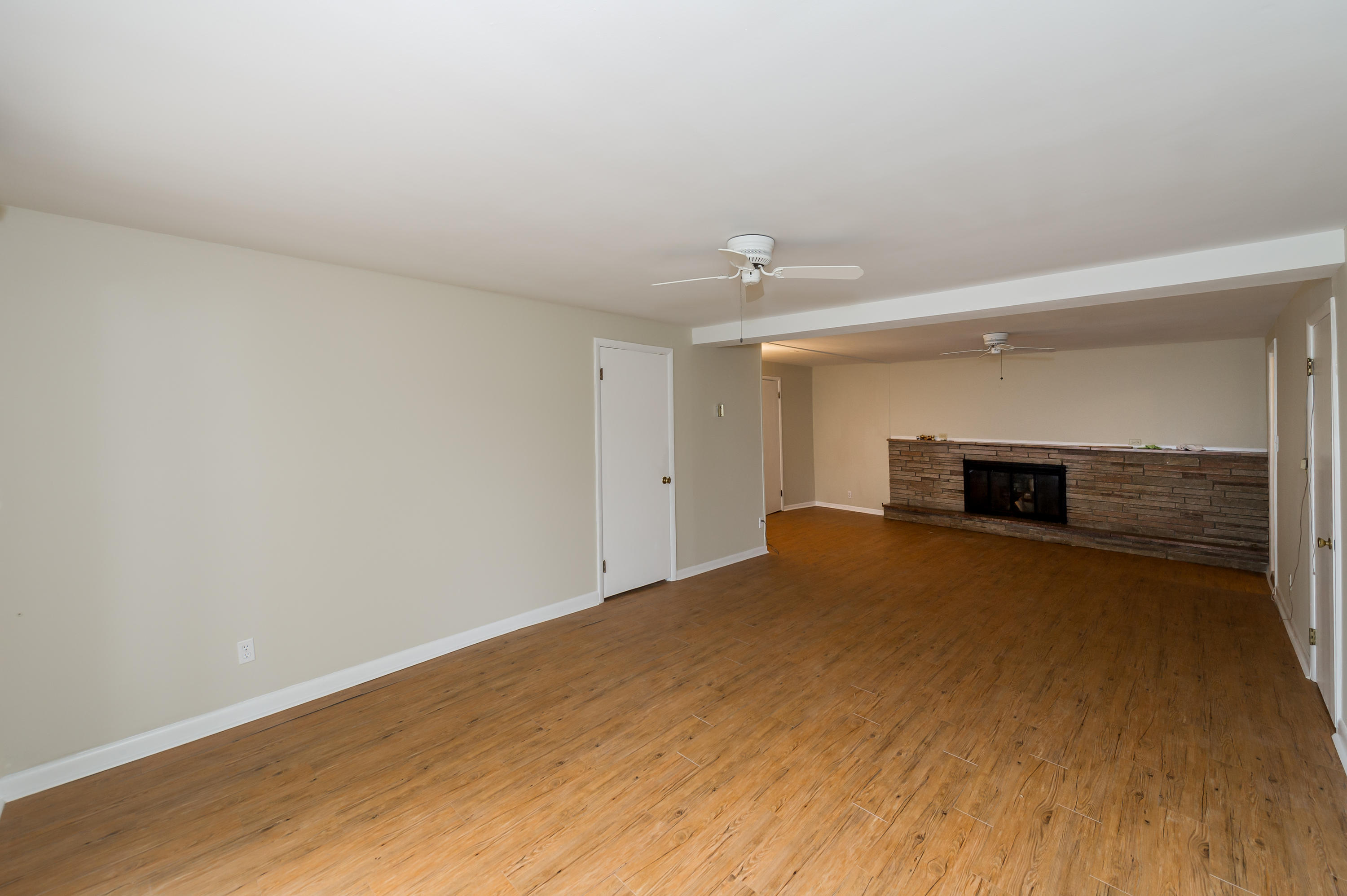 3500 Cunningham Road Knoxville, TN 37918 - Photo 22 of 30 Downstairs living area.