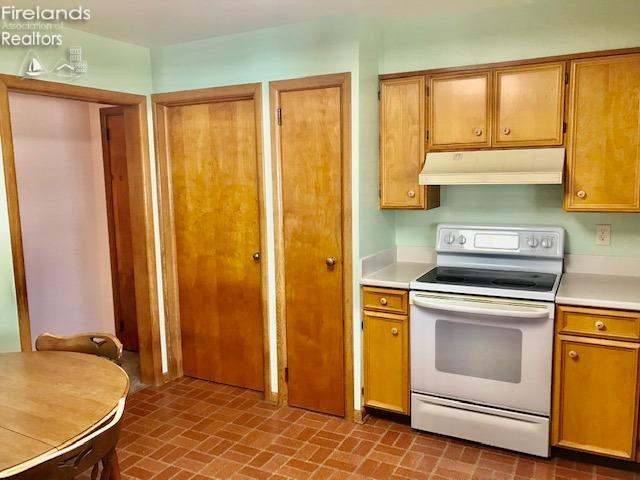 34 Lincoln Road Tiffin, OH 44883 - Photo 10 of 24 Gallery Image 10