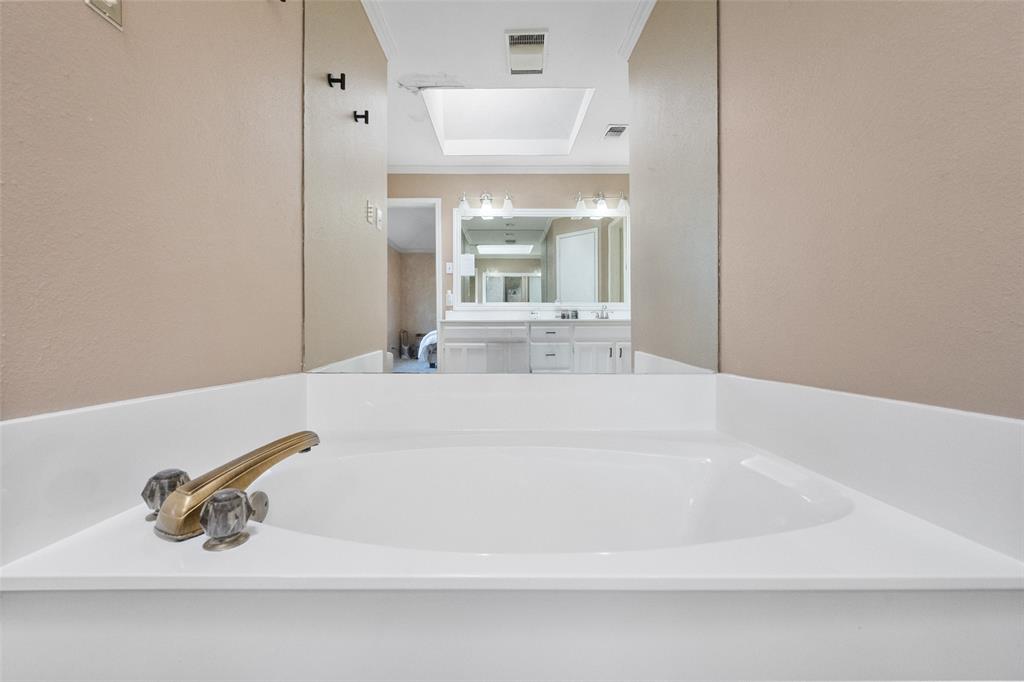 5008 Hawkins Cemetery Road Arlington, TX 76017 - Photo 24 of 35