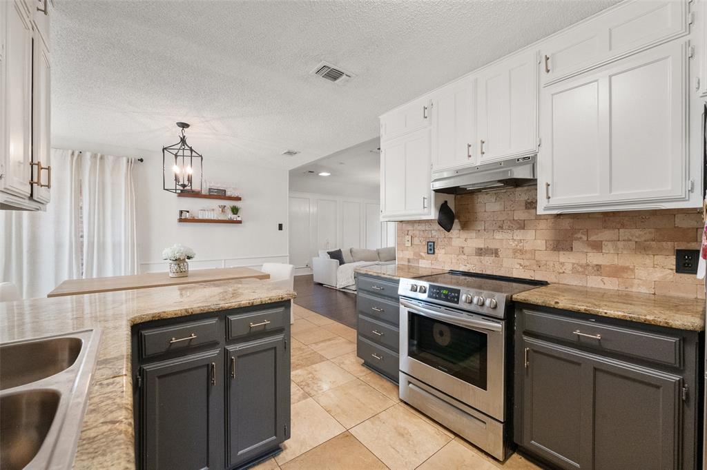 5008 Hawkins Cemetery Road Arlington, TX 76017 - Photo 5 of 35