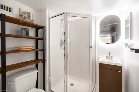 $350,000 | 1601 South Michigan Avenue, Unit 107, Chicago, IL 60616