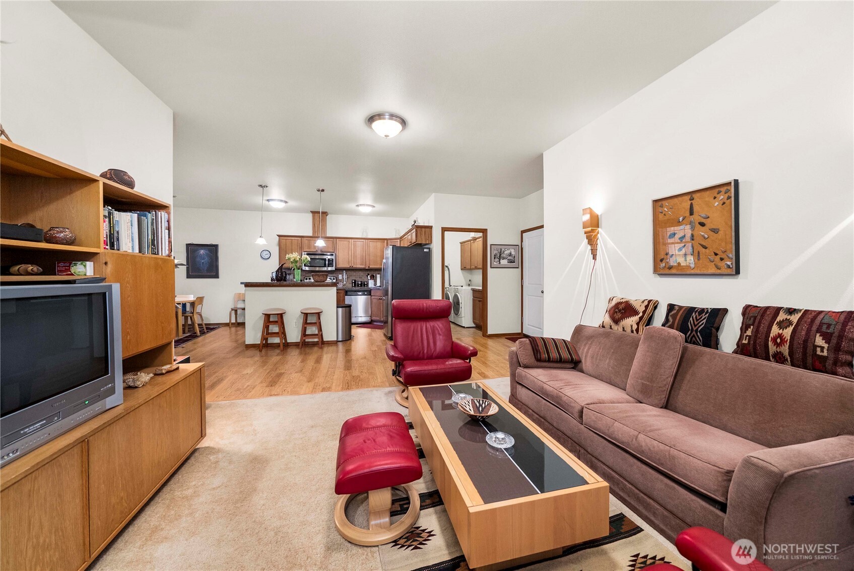 5129 66th Avenue Southeast Lacey, WA 98513 - Photo 4 of 32