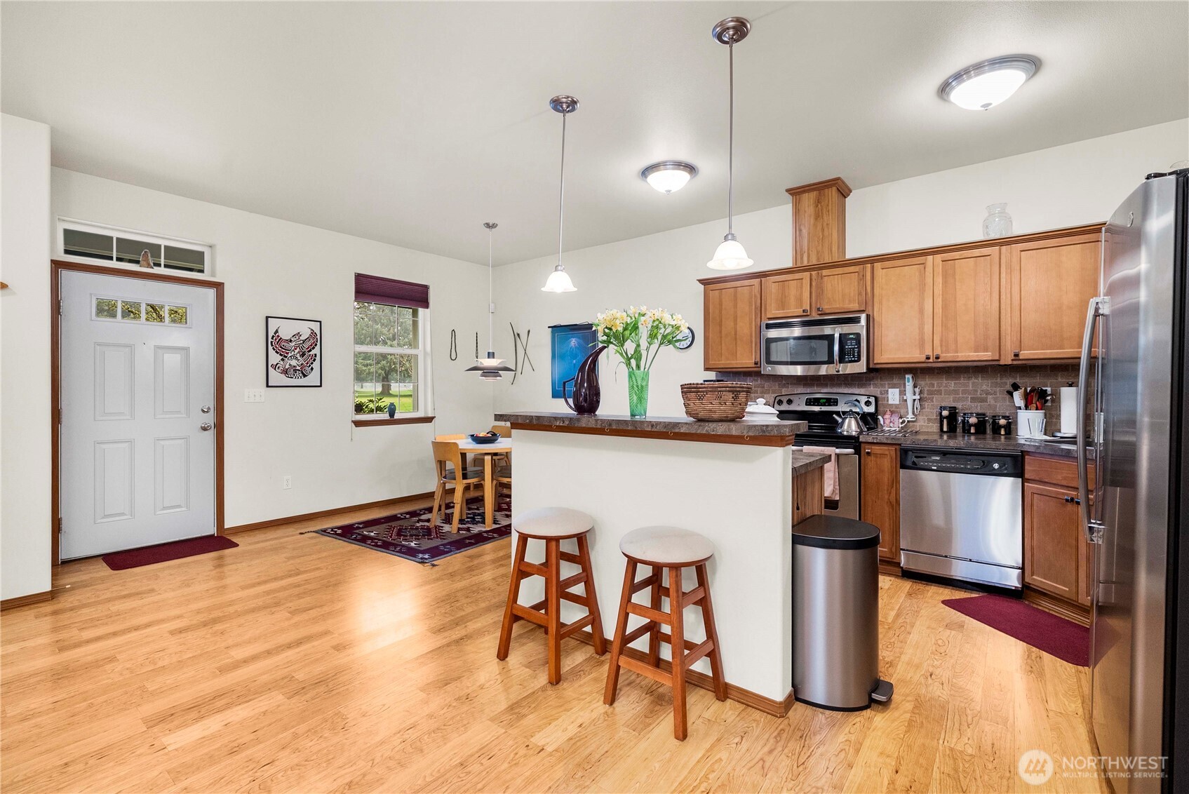 5129 66th Avenue Southeast Lacey, WA 98513 - Photo 8 of 32