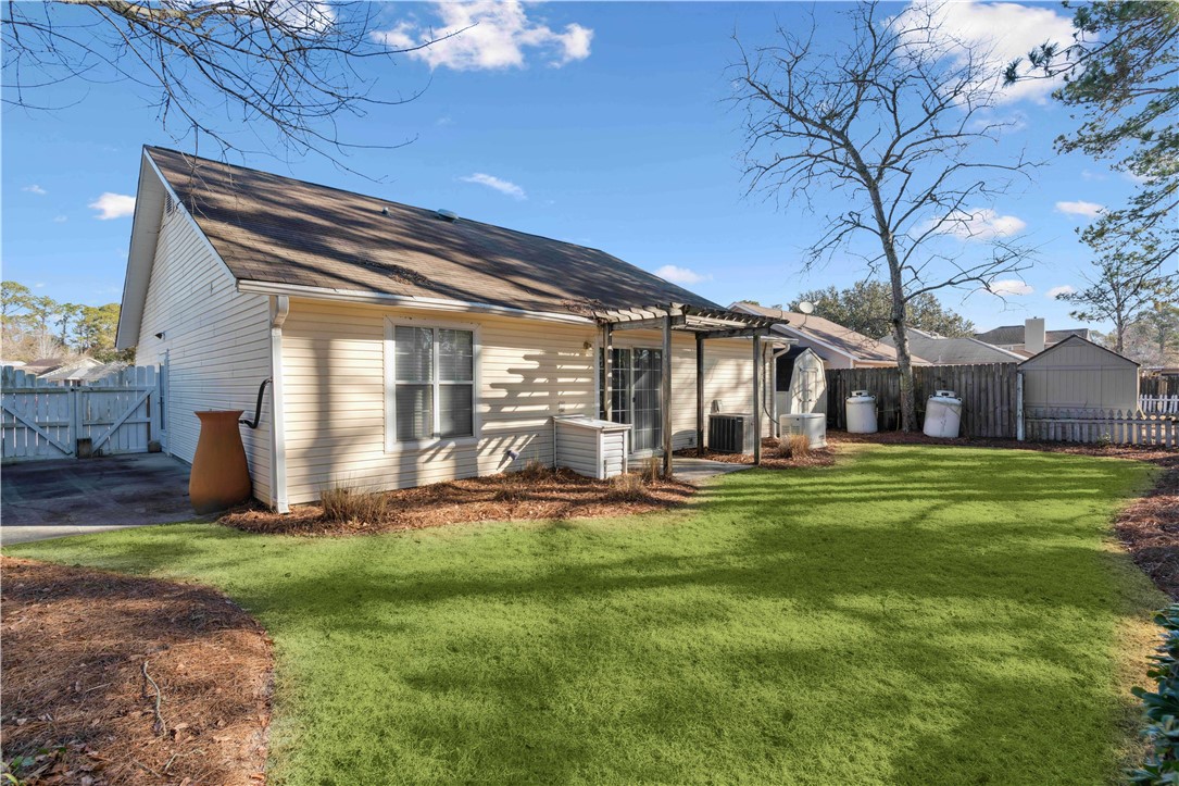 226 Snapper Trail Brunswick, GA 31525 - Photo 2 of 20