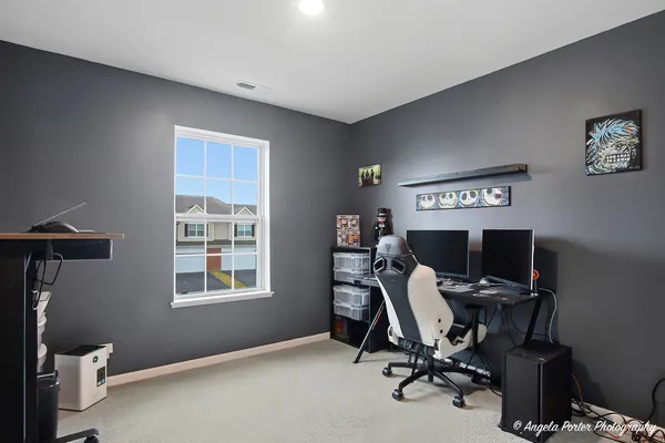 $299,500 | 1213 Draper Road, McHenry, IL 60050