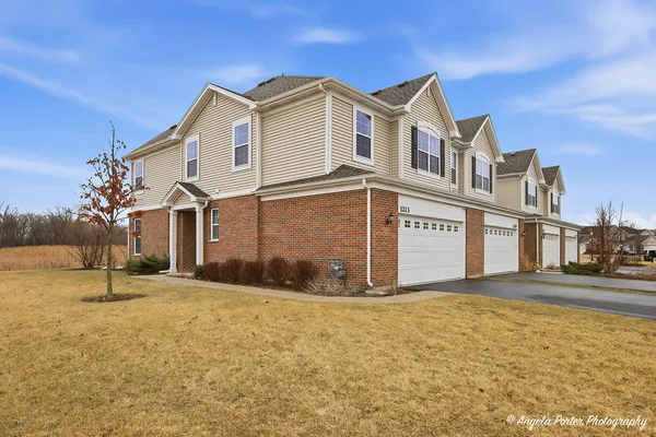 $299,500 | 1213 Draper Road, McHenry, IL 60050