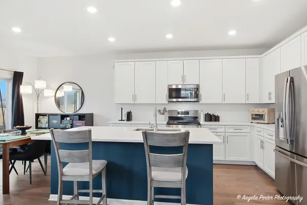 $299,500 | 1213 Draper Road, McHenry, IL 60050