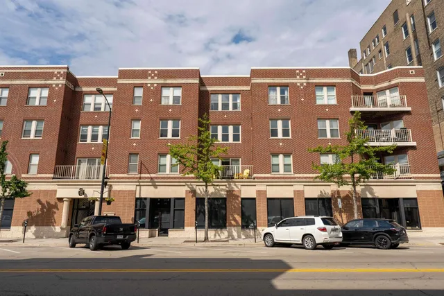 $249,900 | 118 South Washington Street, Unit A334, Green Bay, WI 54301