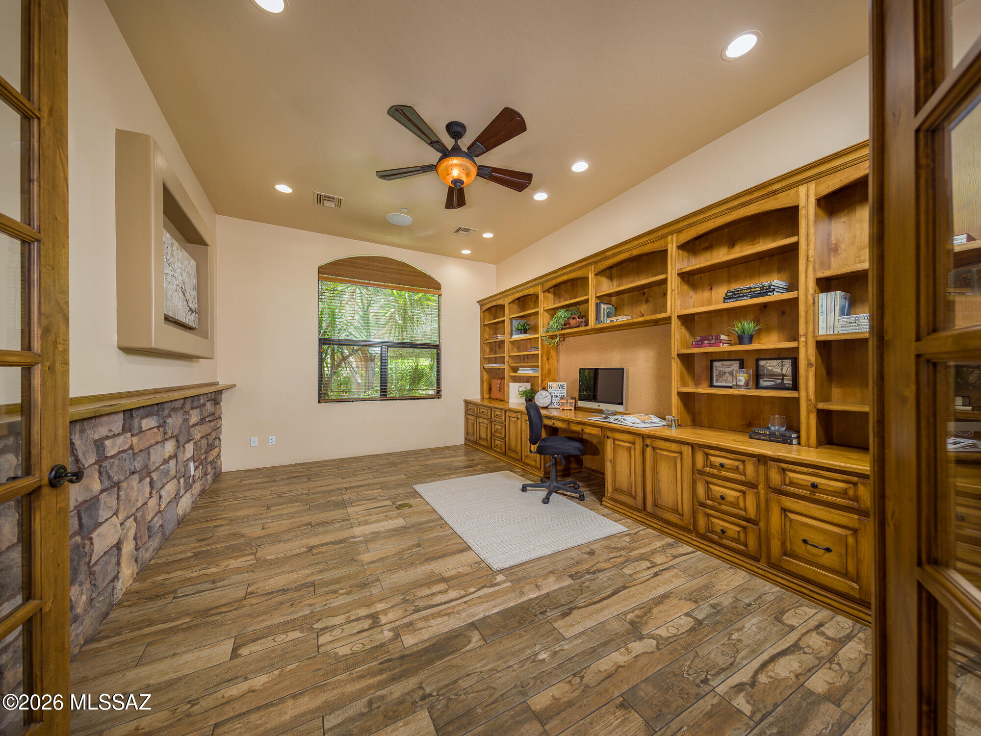 14225 North Rocking Ridge Court Marana, AZ 85658 - Photo 31 of 51 Office