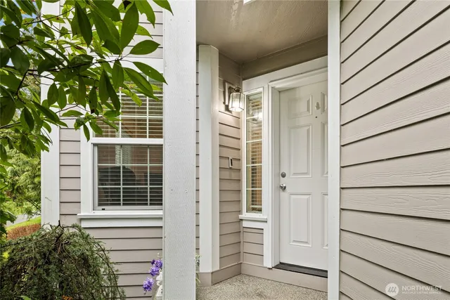 a view of front door and porch