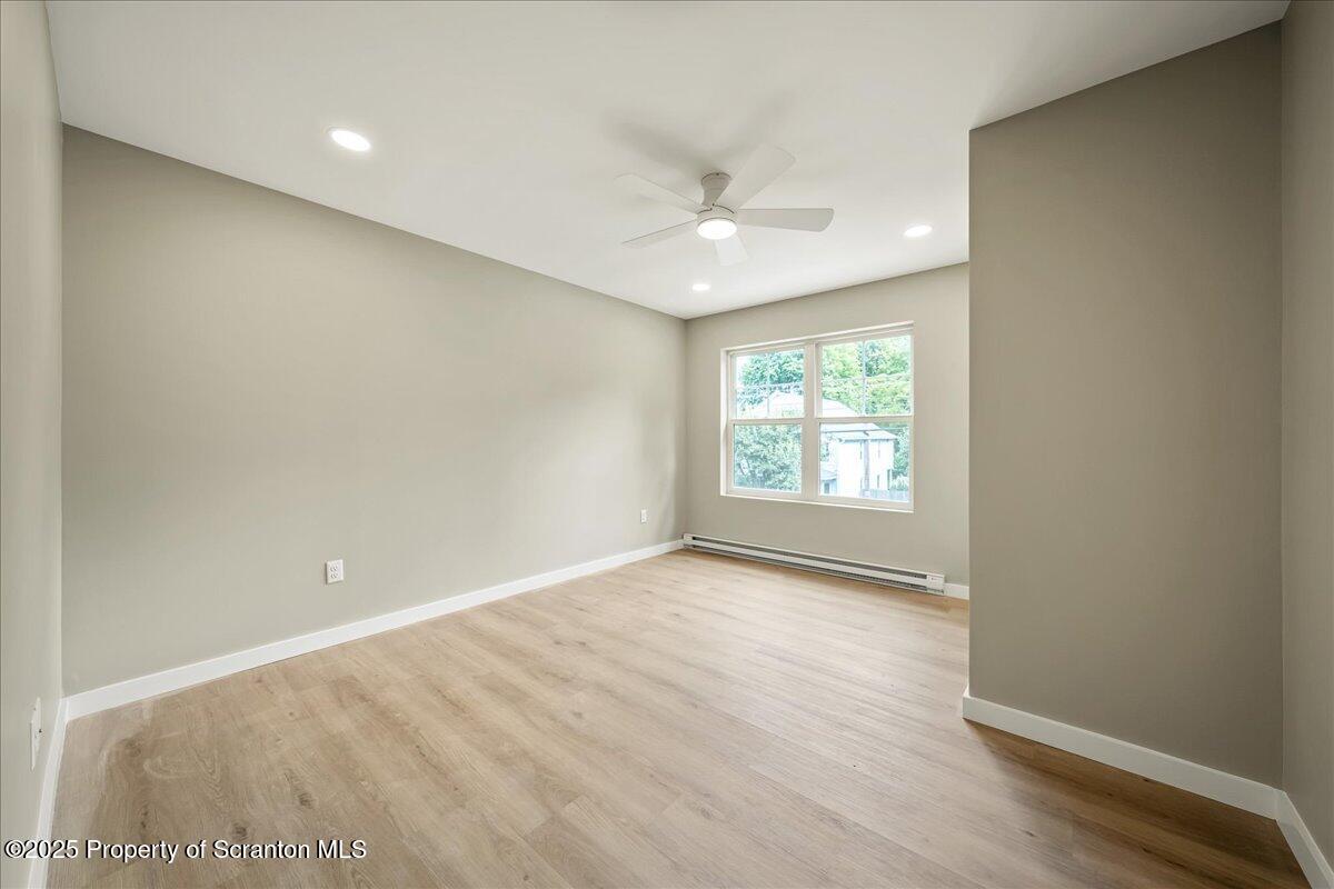 820 822 Delaware Street Scranton, PA 18509 - Photo 24 of 48 31-HomeView_Media-822_Delaware_St.-#31